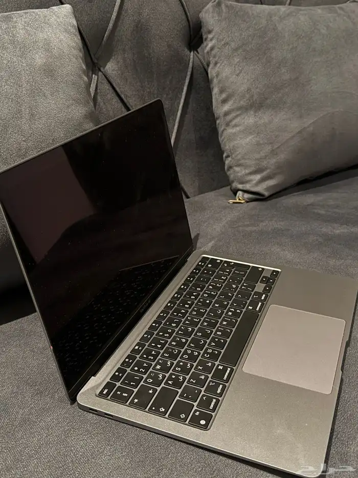 ماك بوك اير 2020 0