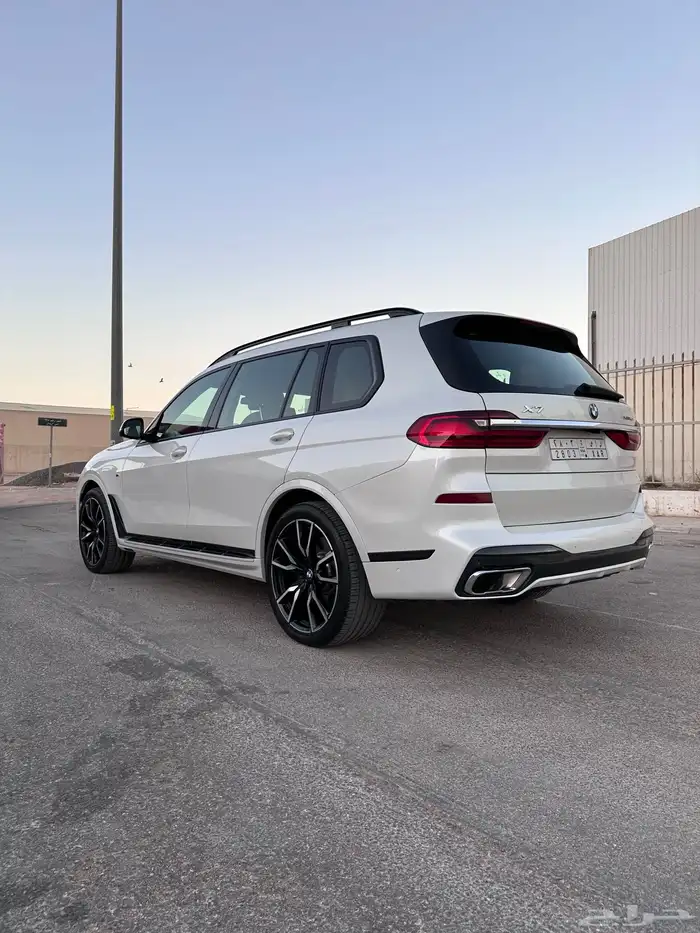 للبيع بي ام X7 نظيف جدآ فل كامل 0