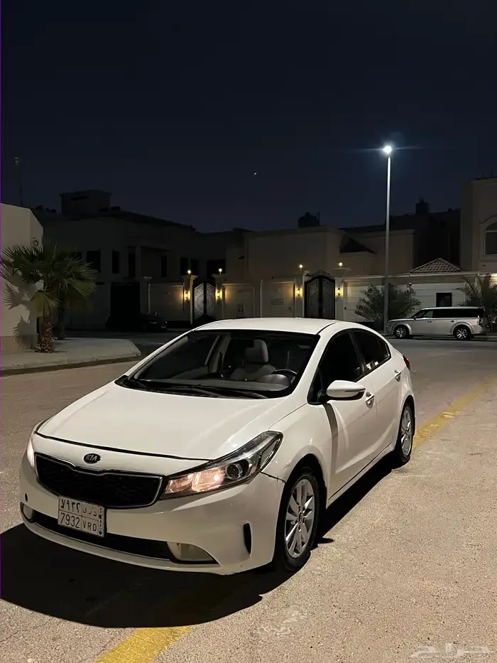 كيا سيراتو 2017 1