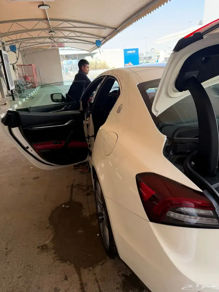 مازراتي جيبلي Q4 0