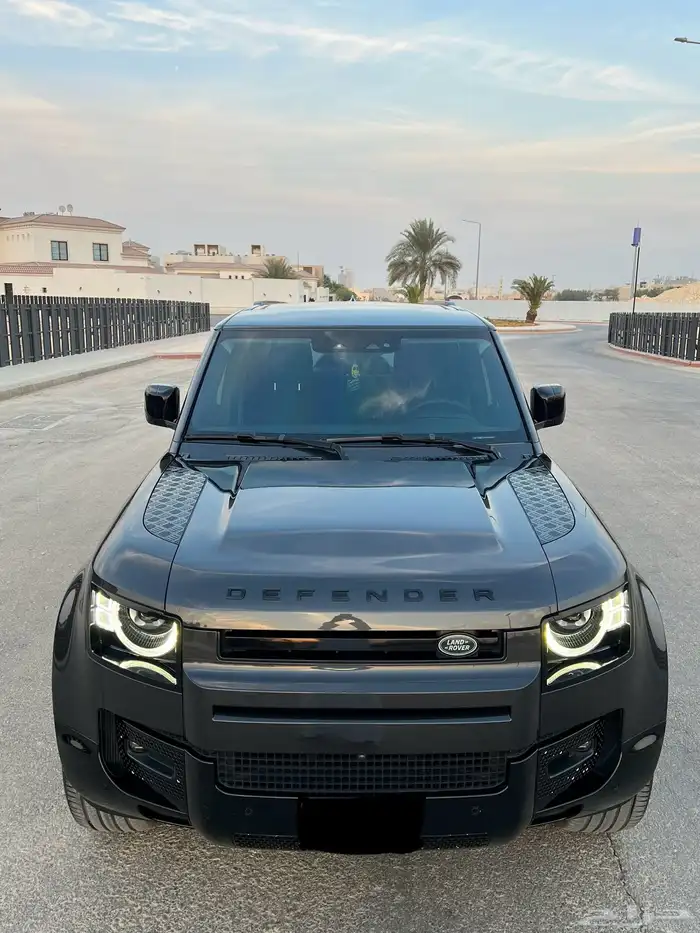 ديفندر 2023 SE P300 20