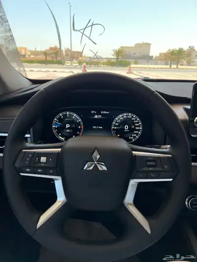 ميتسوبيشي اوتلاندر 2025 نص فل بلس ب110900 عرض خاص نقاط عمياء index