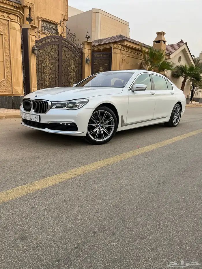 بي ام دبليو 730 2019 مخزن 1