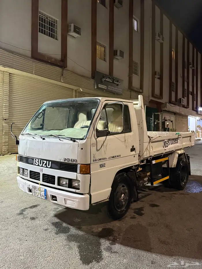 قلاب ايسوزو 1990 على الشرط ديزل 0