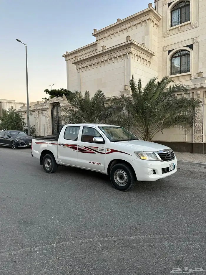 هايلوكس 2012 9