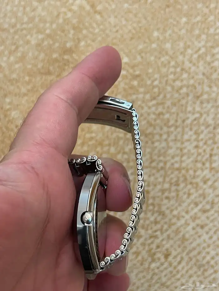 للبيع ساعه رادو دايستار لون فضي مستخدمه 34