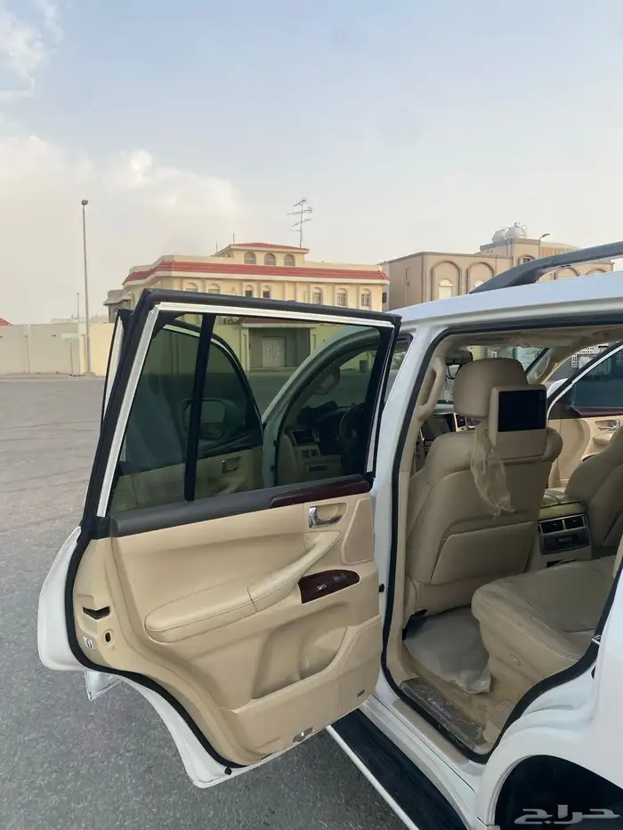 جيب لكزس 2014 للبيع 8