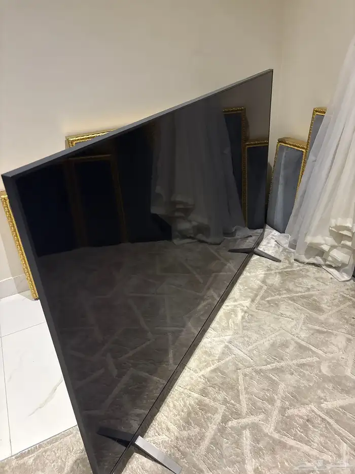 شاشه سامسونج 65 بوصه وحامي شاشه 65 و شاشة ال جي 70 مكسوره 3