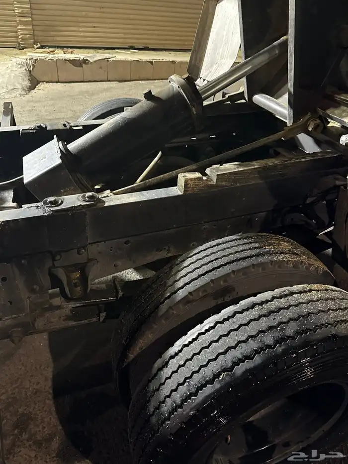 قلاب ايسوزو 1990 على الشرط ديزل 21