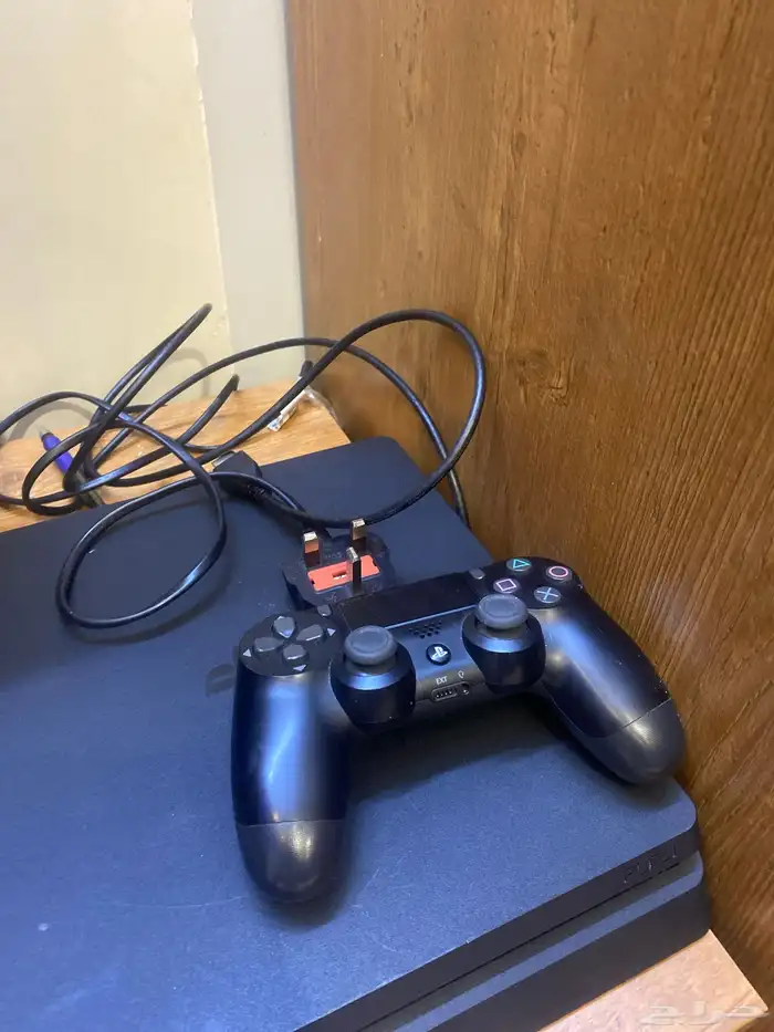 سوني اس لم نظيف ماقد فك ولا وديته صيانه ولايحتر ولايعلق 1