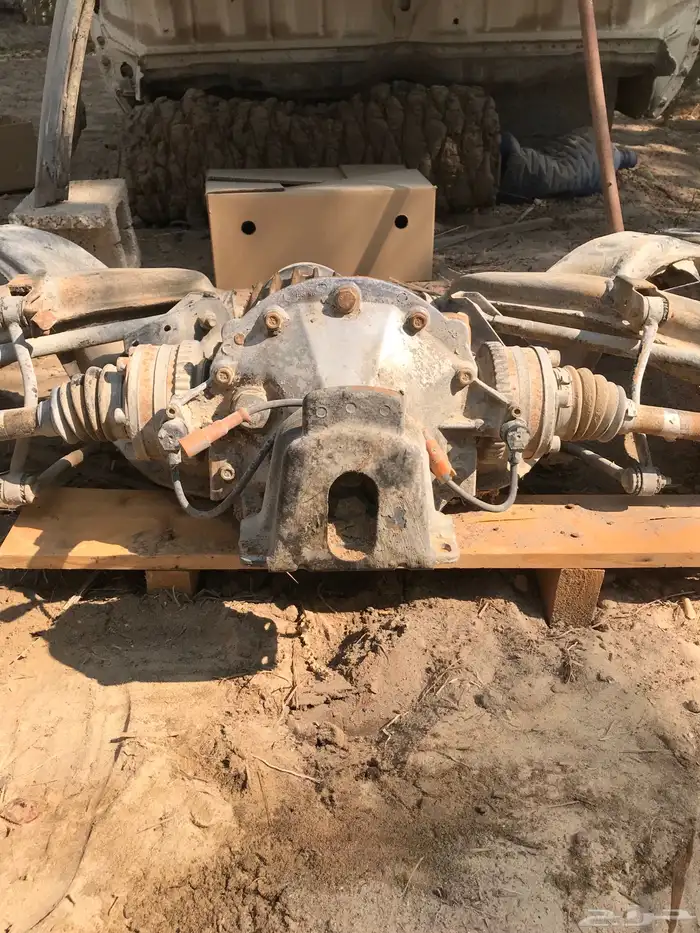 للبيع كمر خلفي وكارونه كابريس رويل موديل2006 4