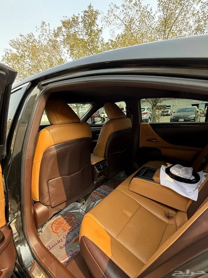 للبيع لكزس موديل 2021 9