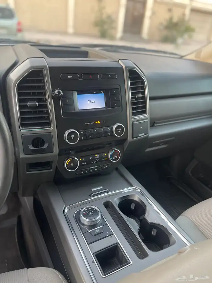 فورد اكسبيدشن 2018 21