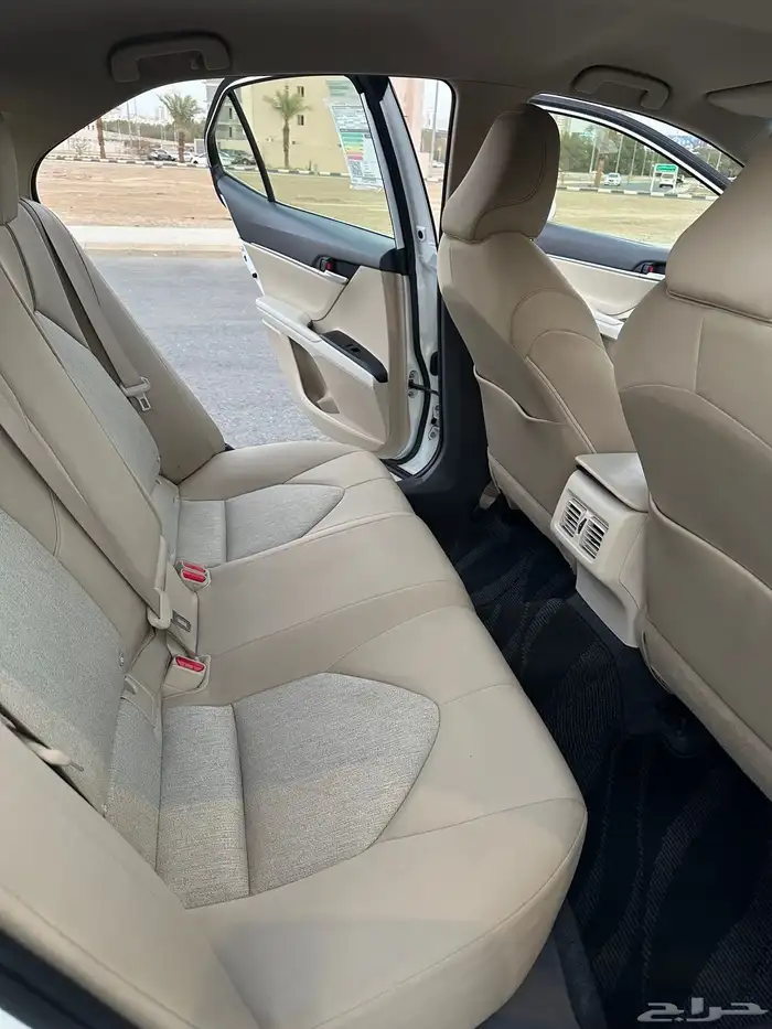 كامري LE 2024 سعودي ( بحالة الوكالة ) خالي من الرش 37