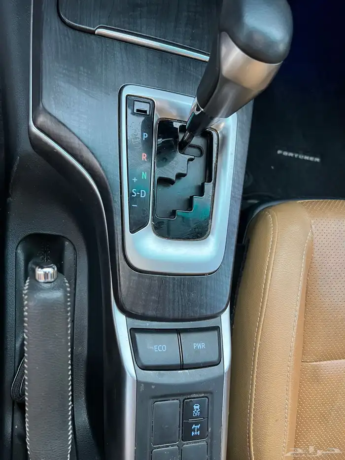 فورتشنر 2024 VX3 فل كامل سته سلندر بنزين 13