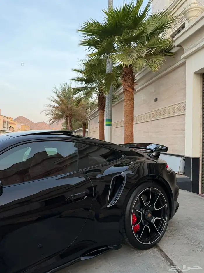 بورش تيربو 2024 2