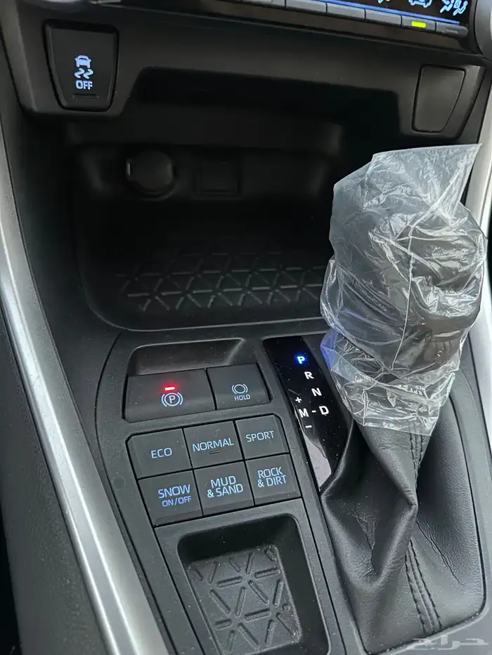 تويوتا راف فور 2021 فل كامل سعودي ممشى قليل . 28