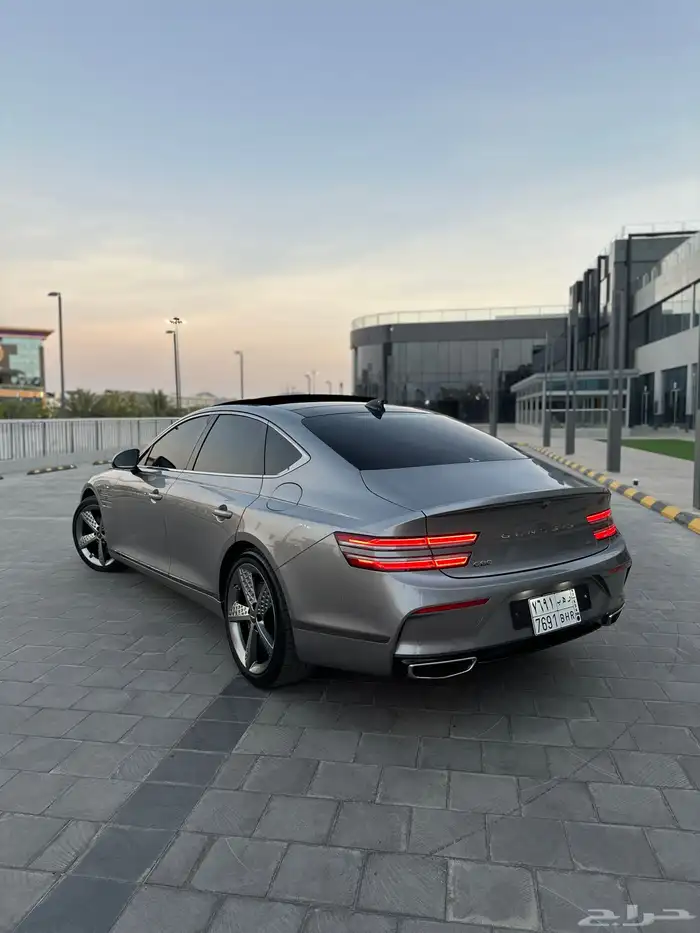 للبيع جينسس g80 رويال سبورت أعلى فئة 1