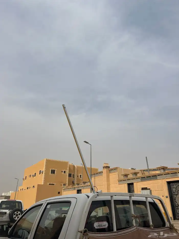 سلام عليكم يوجد لدينا لمبات سنارة هايلكس مخفية 3