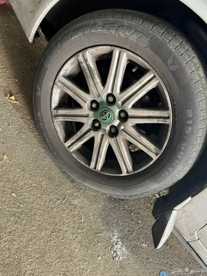 أربعه جنوط كامري 2003 للبيع 0