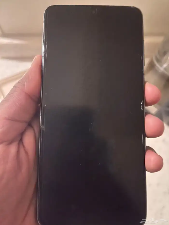 iPhone 12 Pro Max   Samsung s21 العادي 7