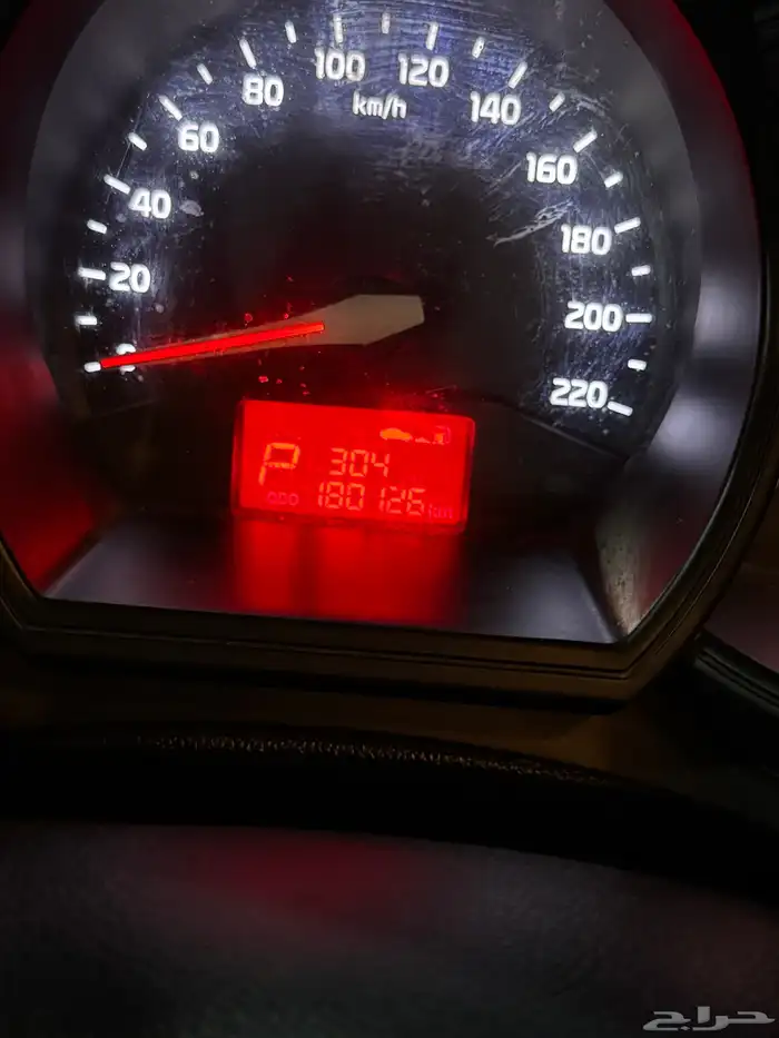 كيا ريو هاتش باك 2016 4