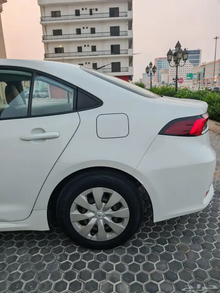 كورولا وكاله عداد 60 الف فقط 48