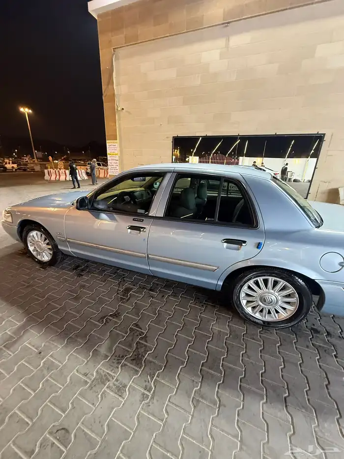 فورد قراند ماركيز 2010 0