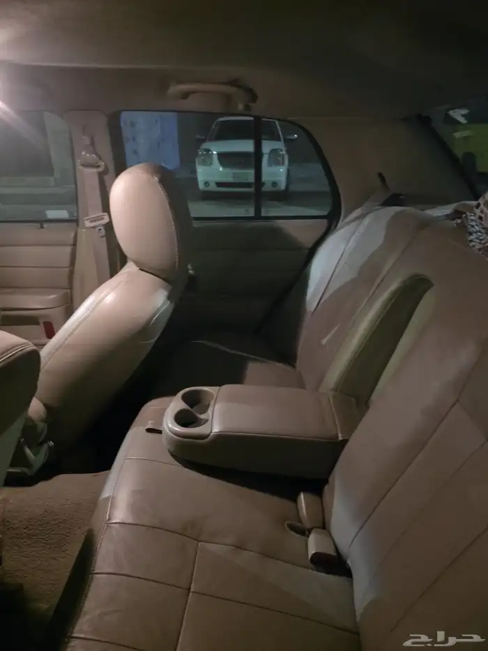 فورد فكتوريا 2011 5