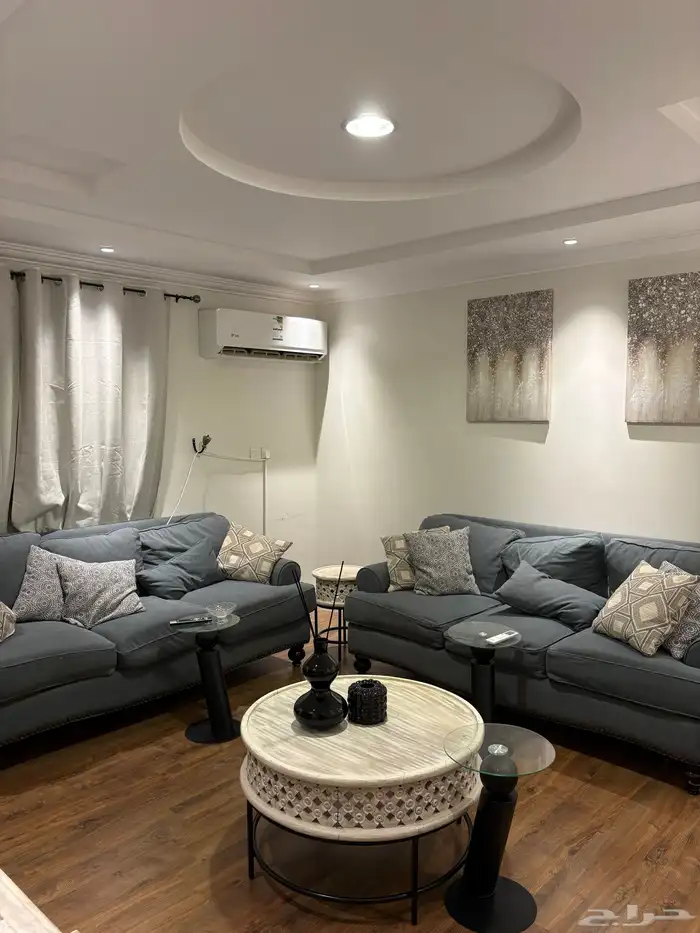 شقة عوائل للايجار حي الحمراء قريب من المترو 10