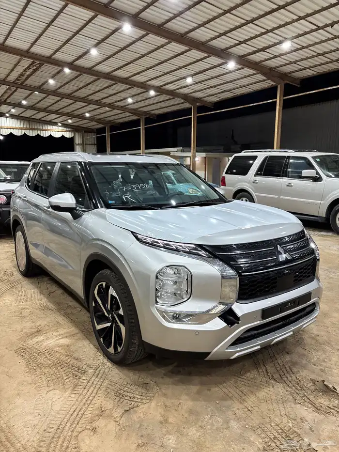 ميتسوبيشي اوتلاندر 2025 نص فل بلس ب110900 عرض خاص نقاط عمياء 7