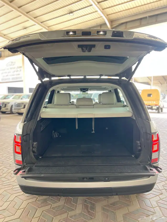 رنج روفر 2017 سعودي HSE ماشي 233 الف 12