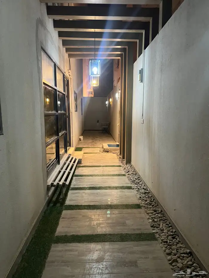 للبيع شقه ارضيه صك حر الشعله 0