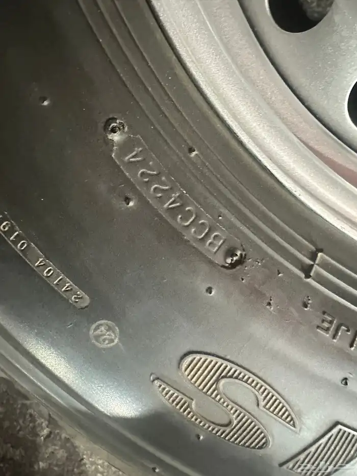 بالون ماكسس 900 وجنوط هلل 17 2