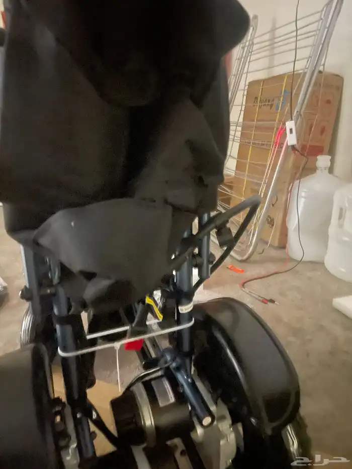 كرسي كهربائي متحرك 5