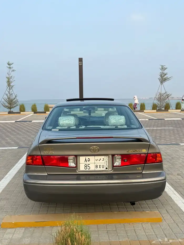 للبيع كامري 2000 5