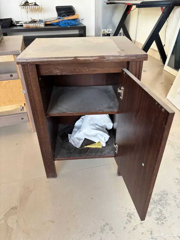 اثاث للبيع وثلاجة صغيرة 8