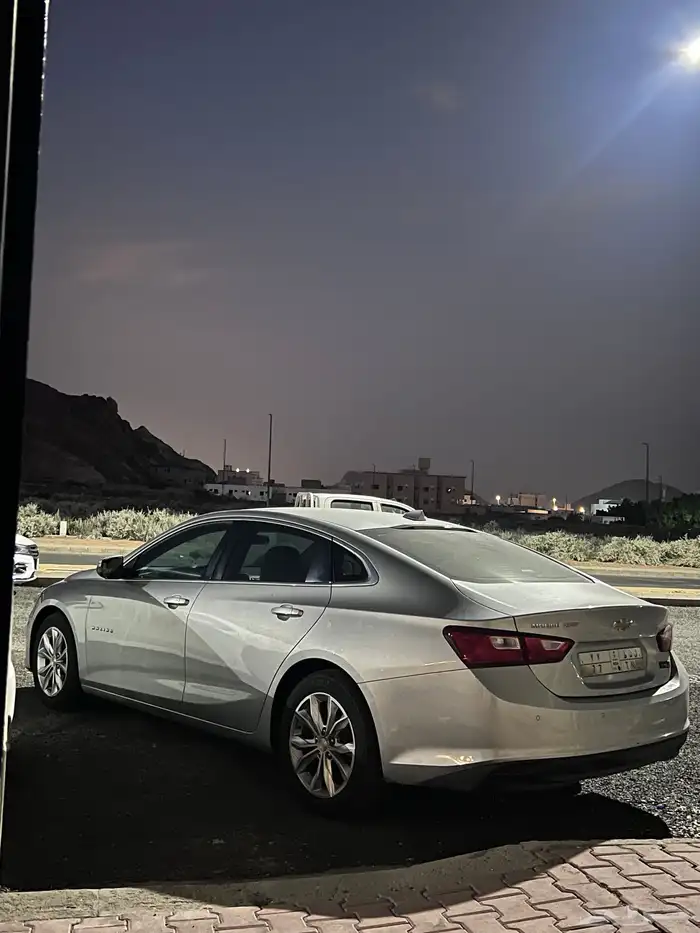 ماليبو LS 2020 فضي للبيع 3