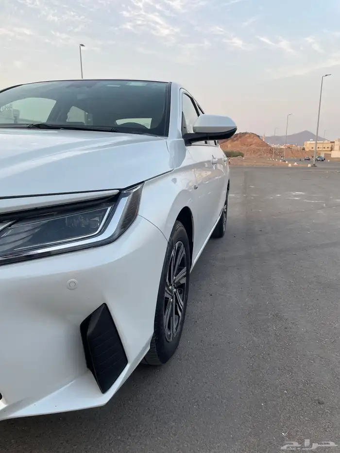 للبيع يارس واي بلس 2023 4