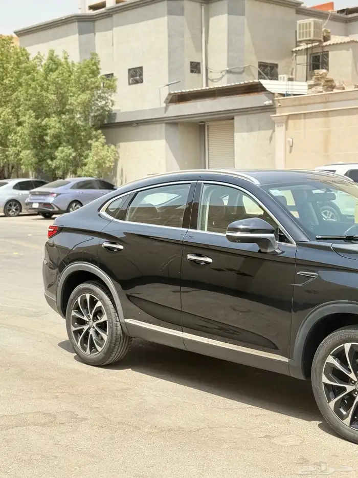 للبيع جيب شانجان CS85 موديل 2022 9