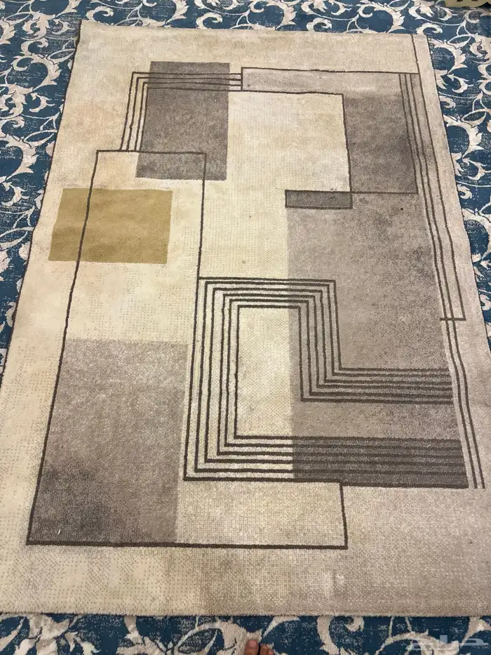 سجاد وموكيت وطوالية للبيع 3