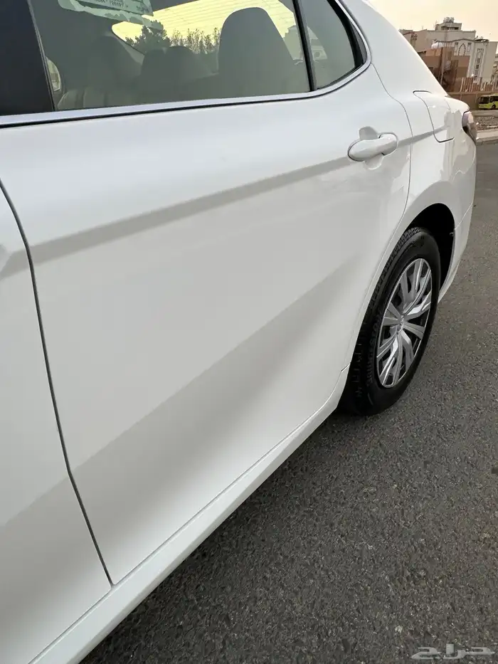 كامري LE 2024 سعودي ( بحالة الوكالة ) خالي من الرش 13