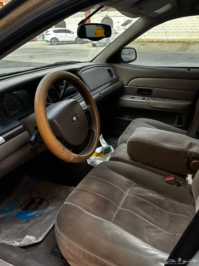 فورد فكتوريا 2005 6