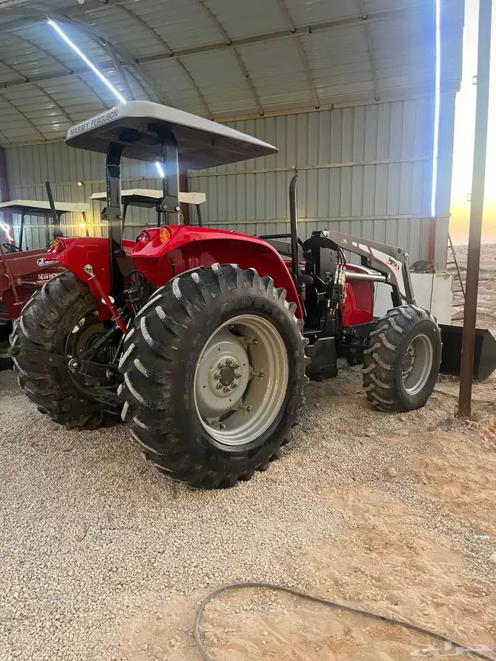 معدات زراعيه شبه جديده 23