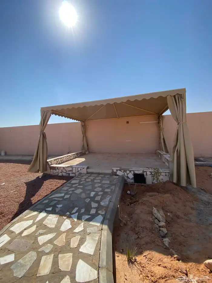 مظلة جلسة مع ستائر متحركة 0