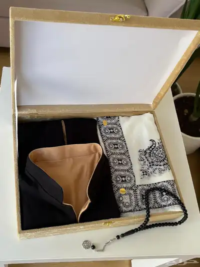 بوكس رجالي سدييري وشال فخم هدية index