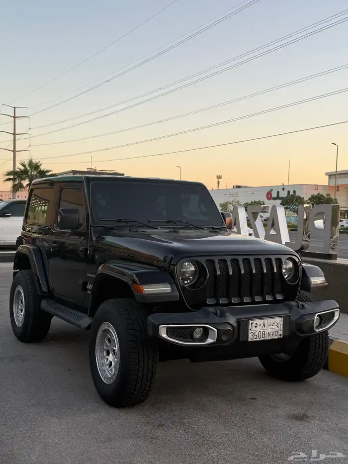 للبيع رانجلر صحارى فل 2021 5