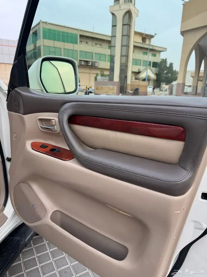 جيب لكزس LX4700 19