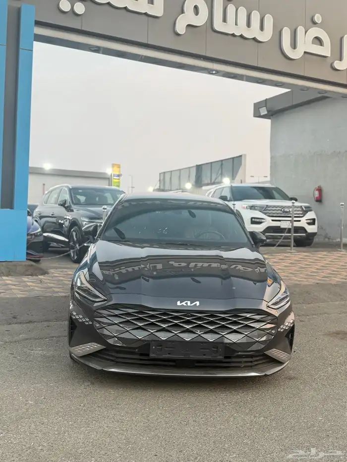كياK8 موديل 2023 هايبرد 2