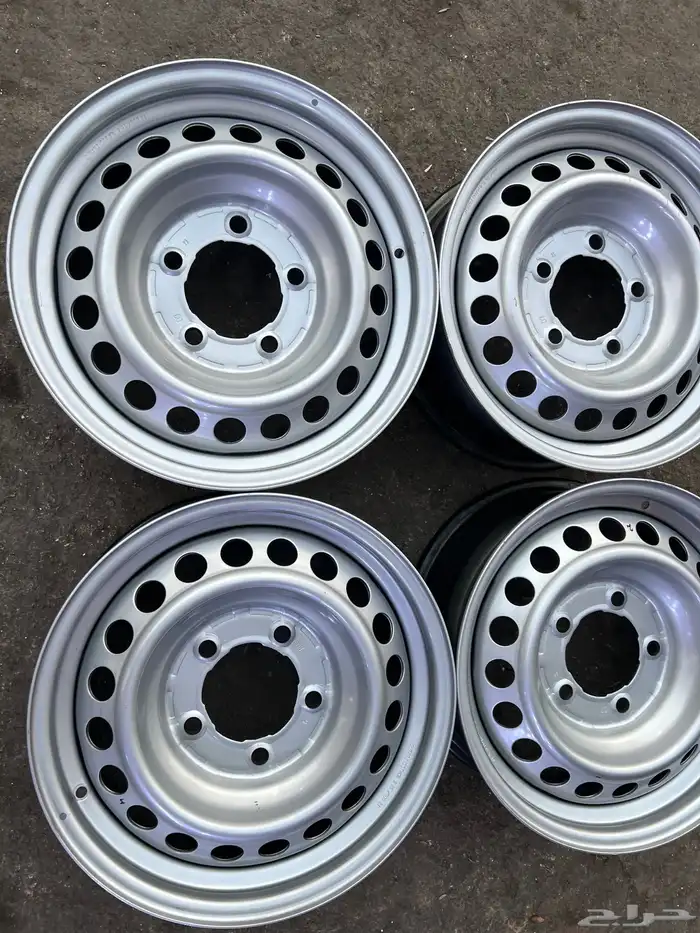 جنوط هلل مقاس 17 اصلي وكاله ع شرط 12